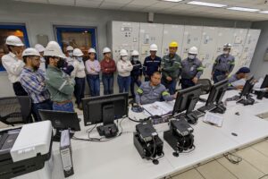 Expertos ecuatorianos visitan la Central Eléctrica Talnique